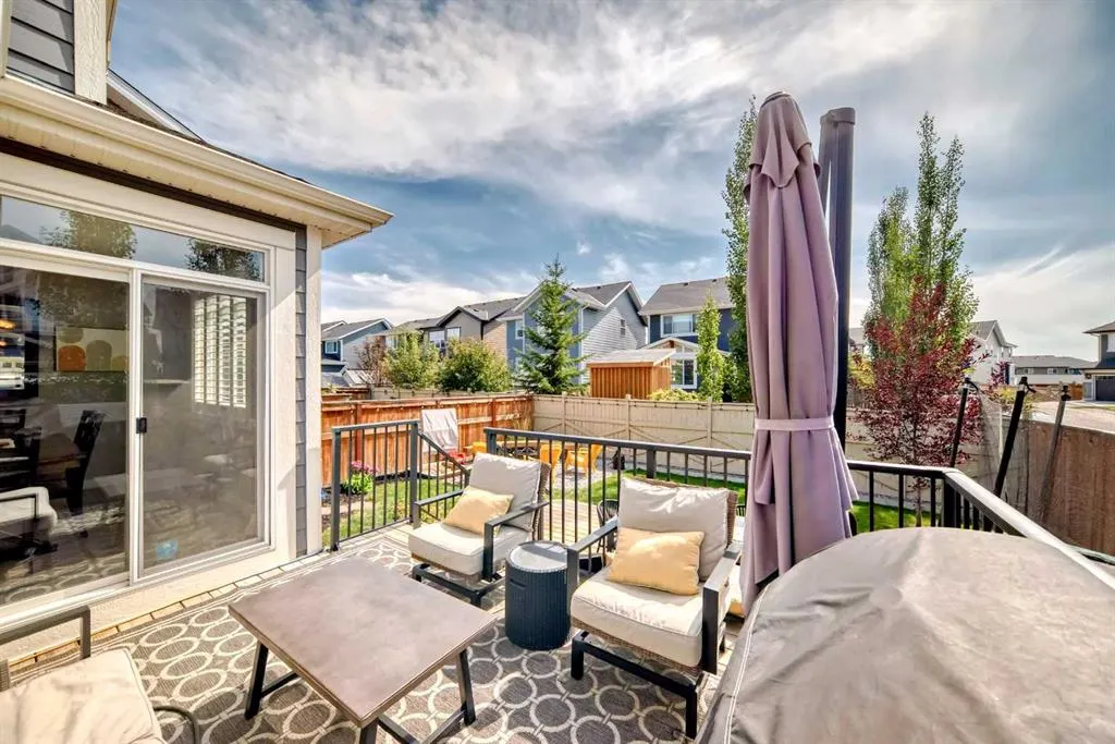 100 Sundown Grove