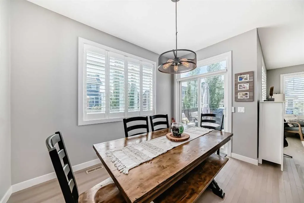 100 Sundown Grove