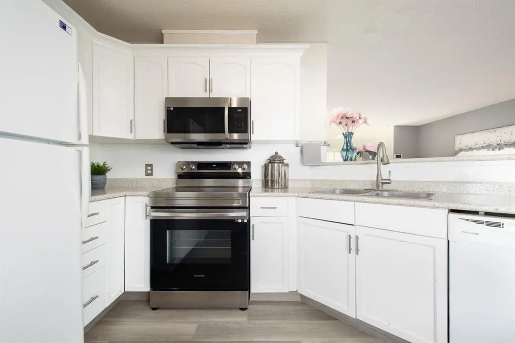 232 Mckenzie Towne Link SE