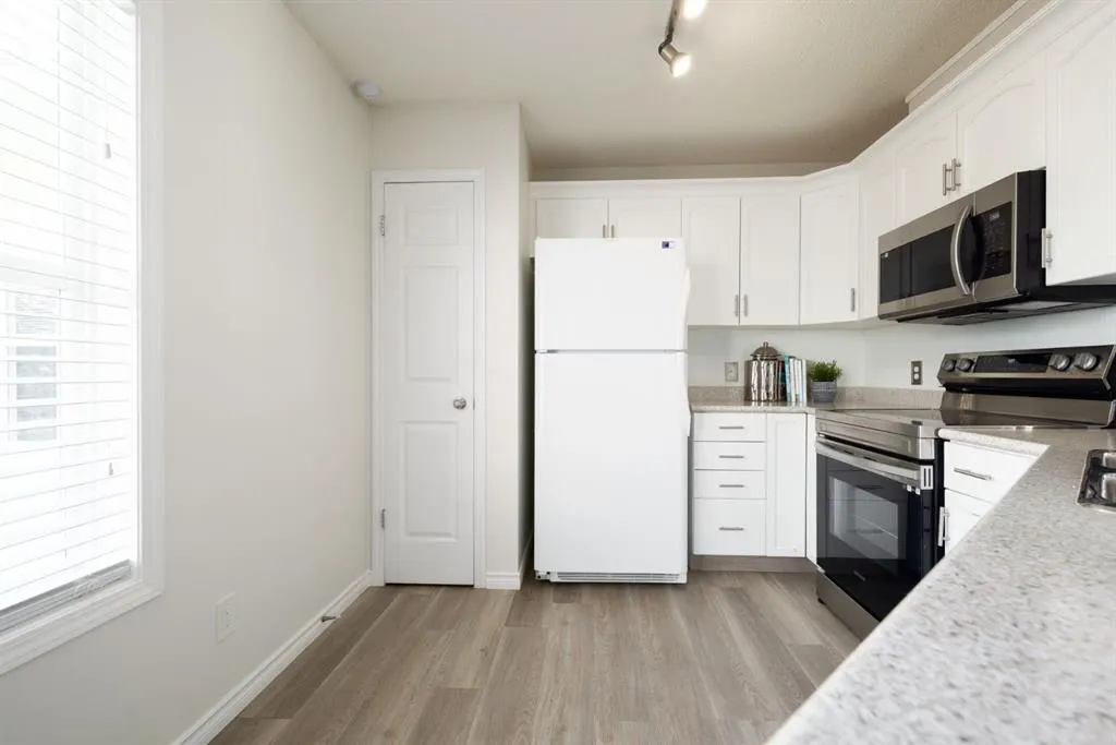 232 Mckenzie Towne Link SE