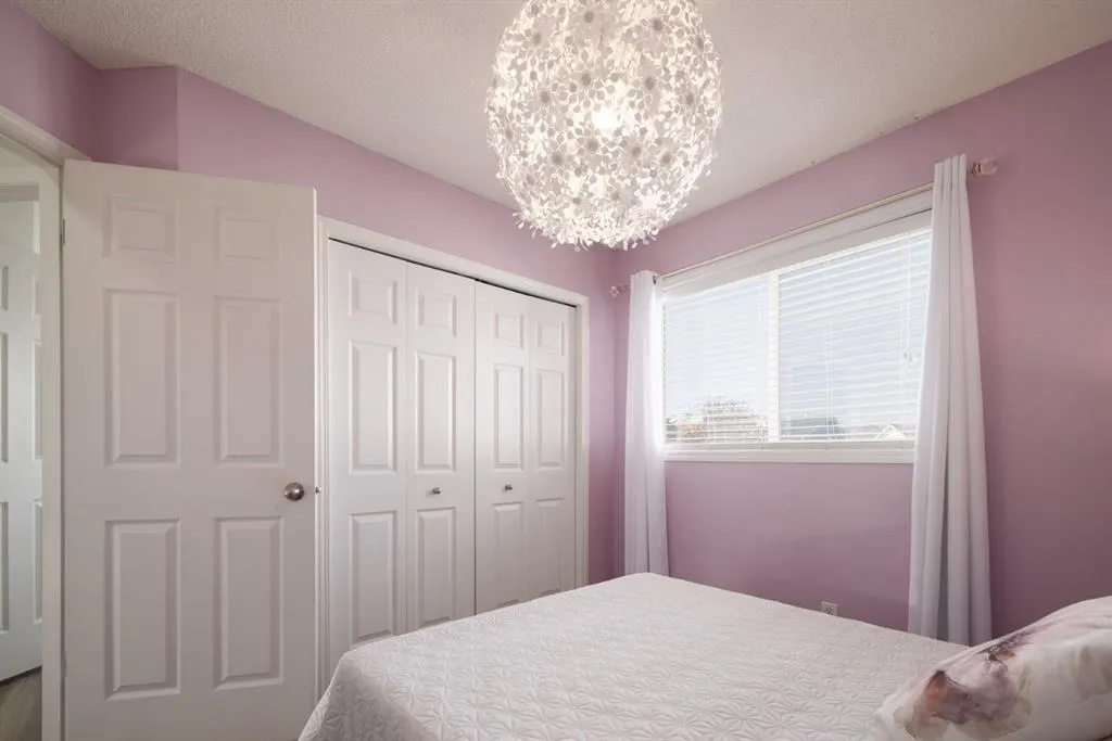 232 Mckenzie Towne Link SE