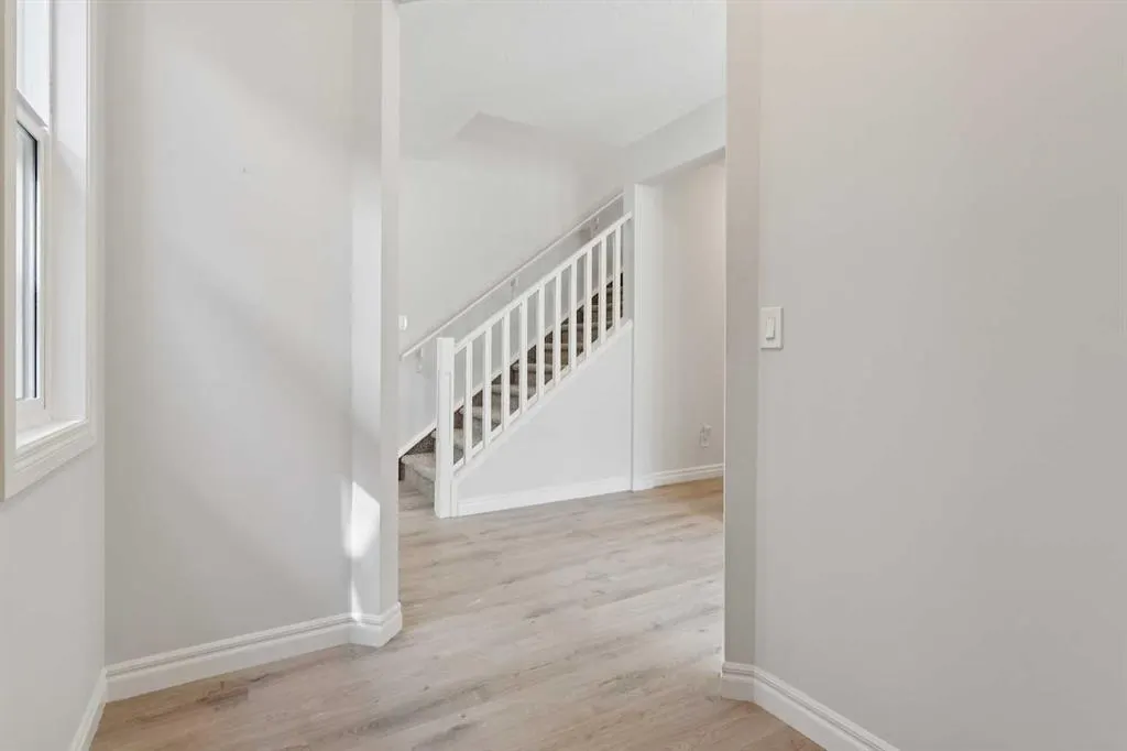 246 Evansglen Drive NW
