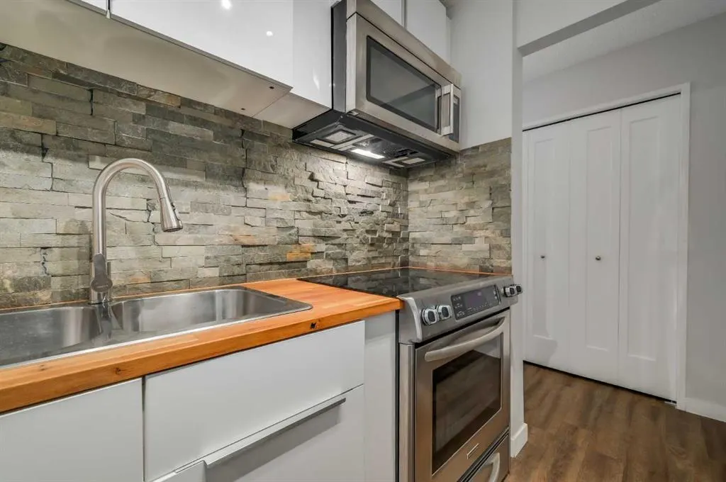 1620 8 Avenue NW, #273