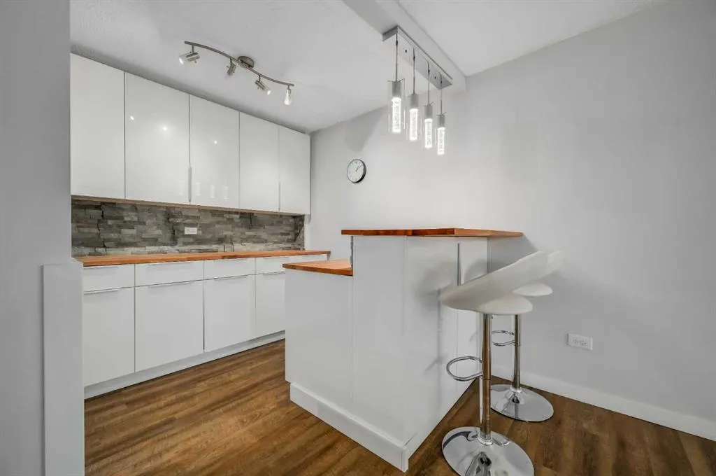 1620 8 Avenue NW, #273