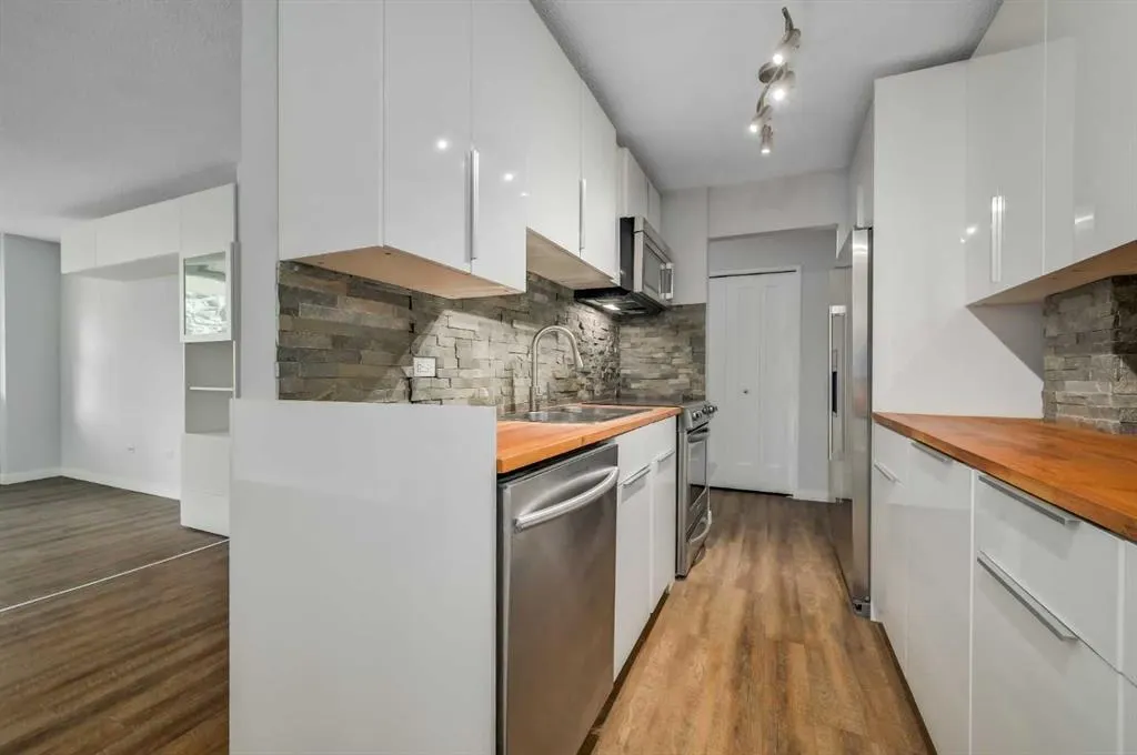 1620 8 Avenue NW, #273