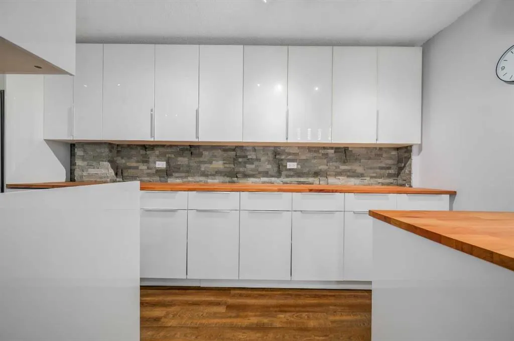 1620 8 Avenue NW, #273