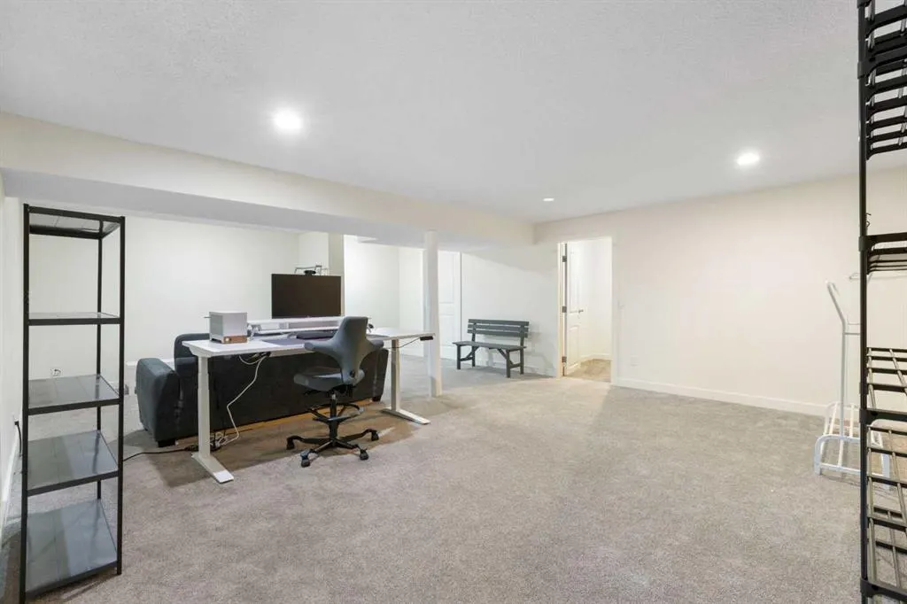 228 Theodore Place NW, #43