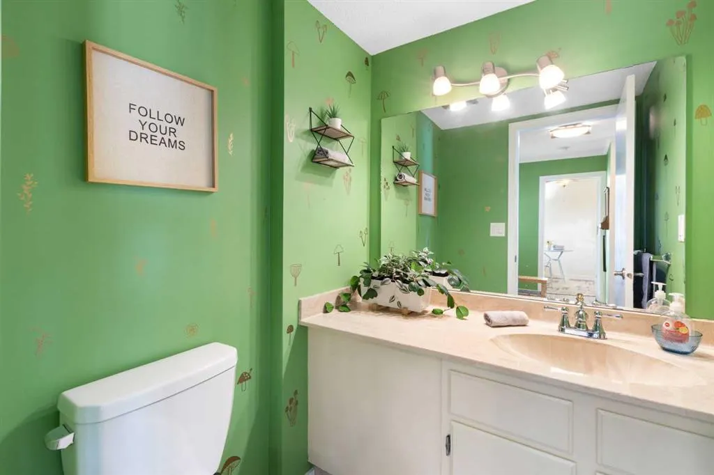 228 Theodore Place NW, #43