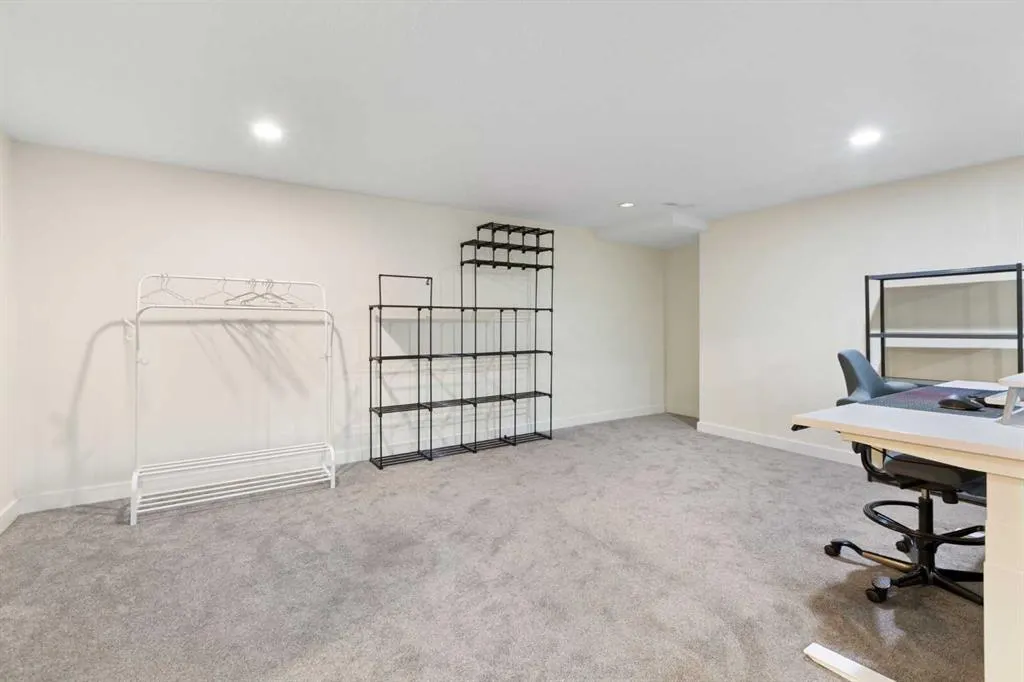 228 Theodore Place NW, #43