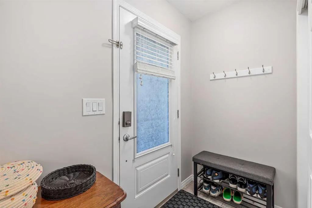 203 Windford Crescent SW