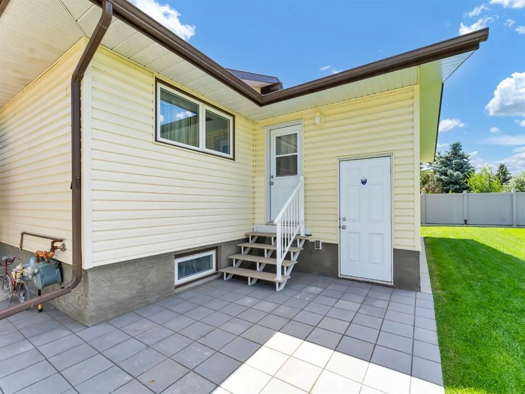 38 Rossland Crescent SE