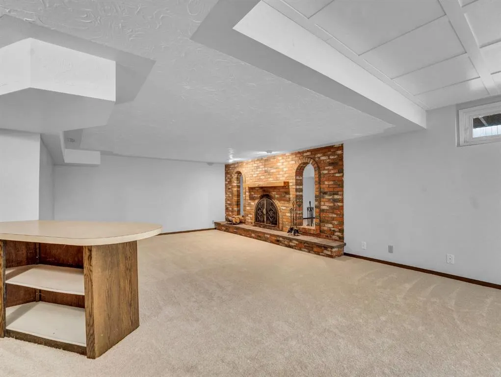 38 Rossland Crescent SE