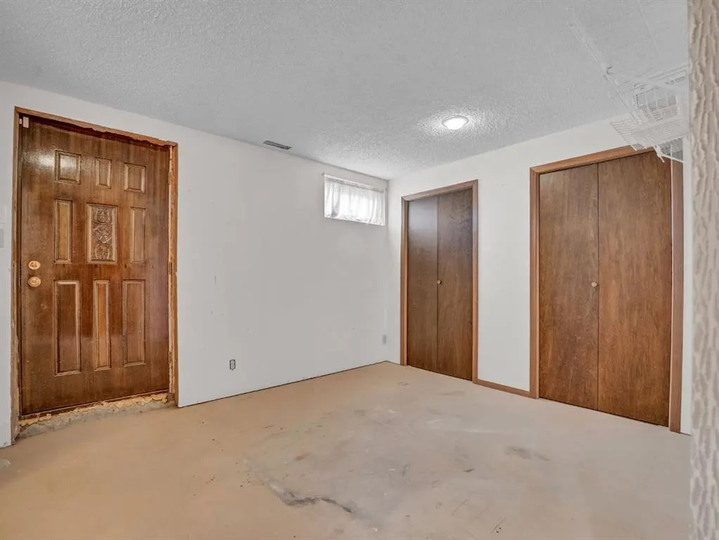 38 Rossland Crescent SE