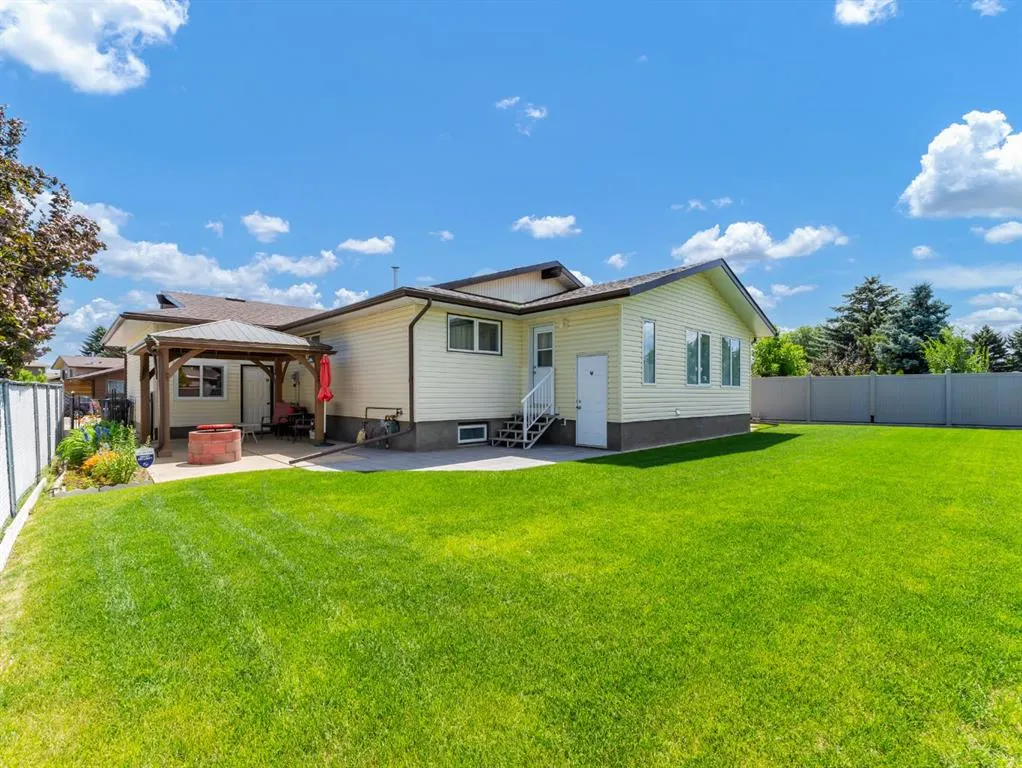 38 Rossland Crescent SE