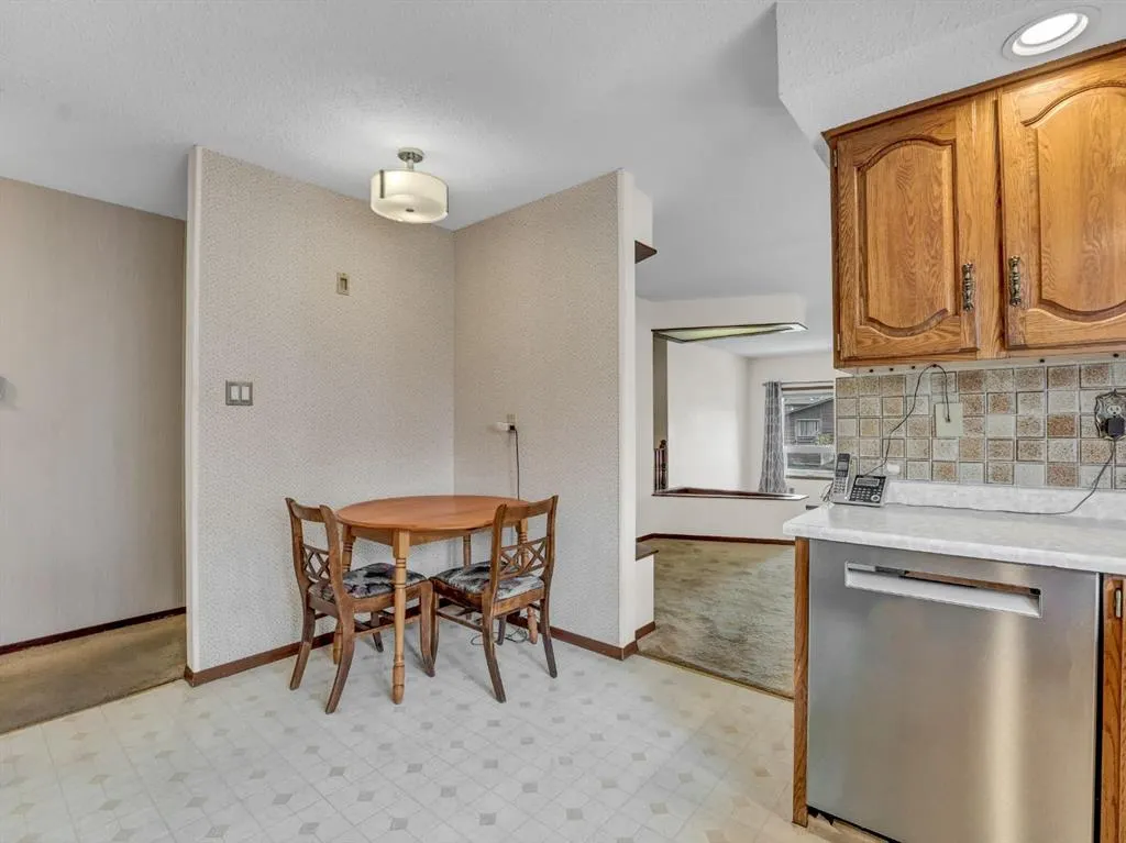 38 Rossland Crescent SE