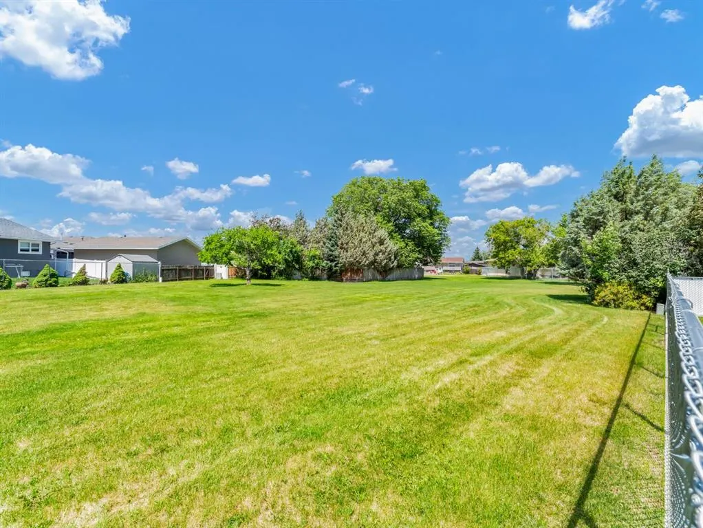 38 Rossland Crescent SE