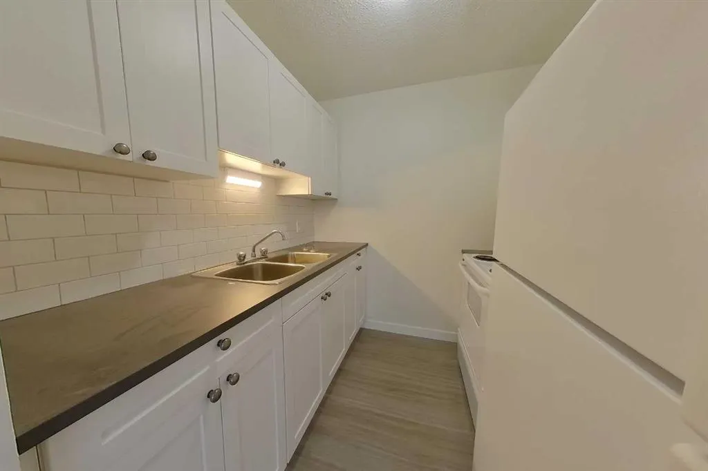 13221 Macdonald Drive, #104