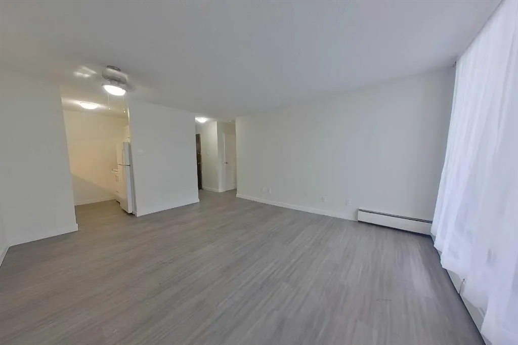 13221 Macdonald Drive, #104