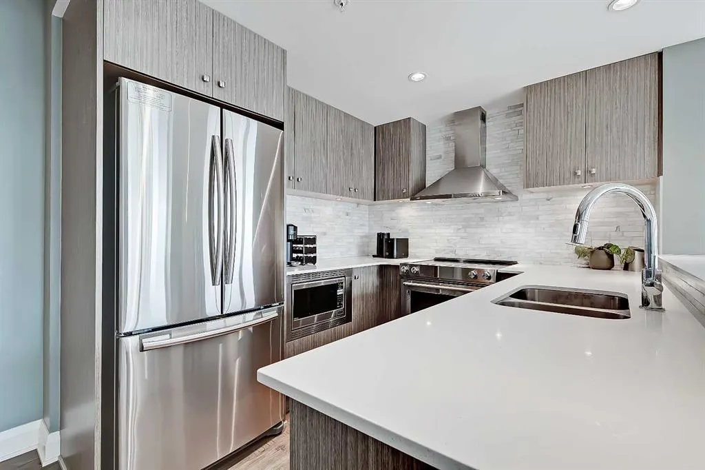 930 6 Avenue SW, #2306