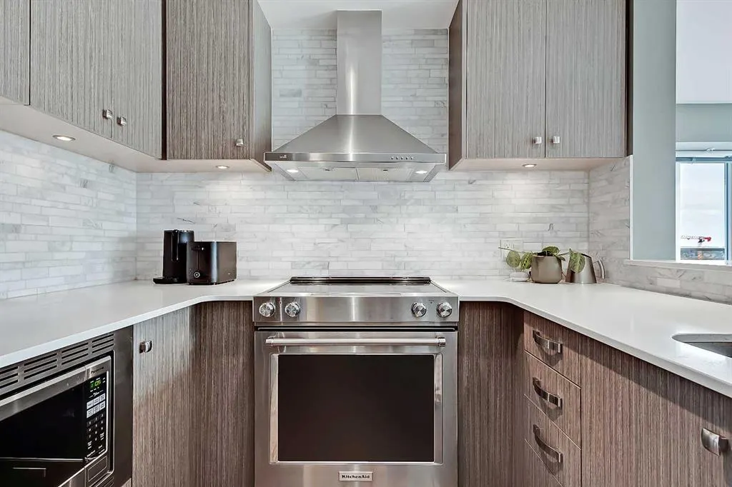 930 6 Avenue SW, #2306