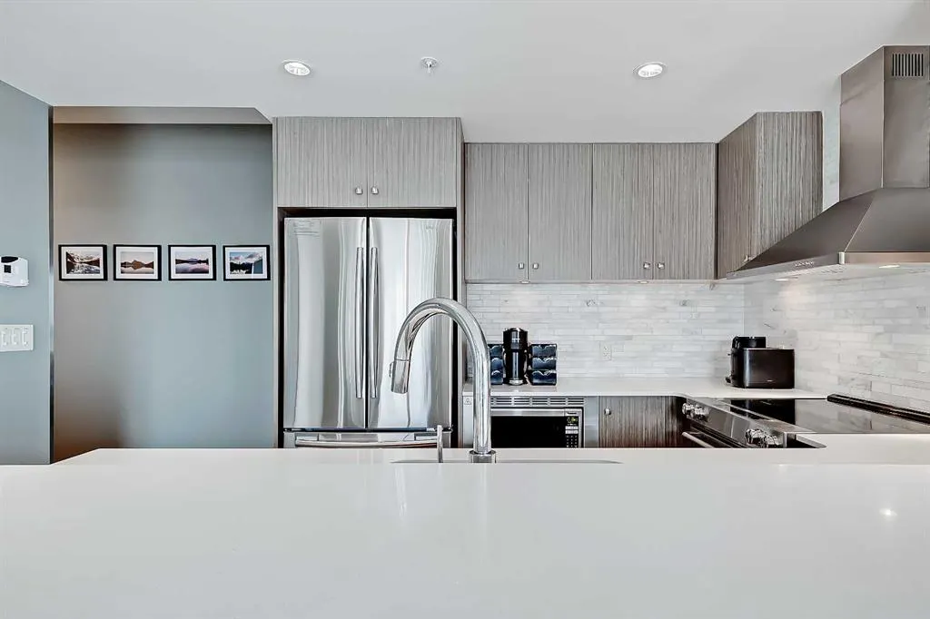 930 6 Avenue SW, #2306