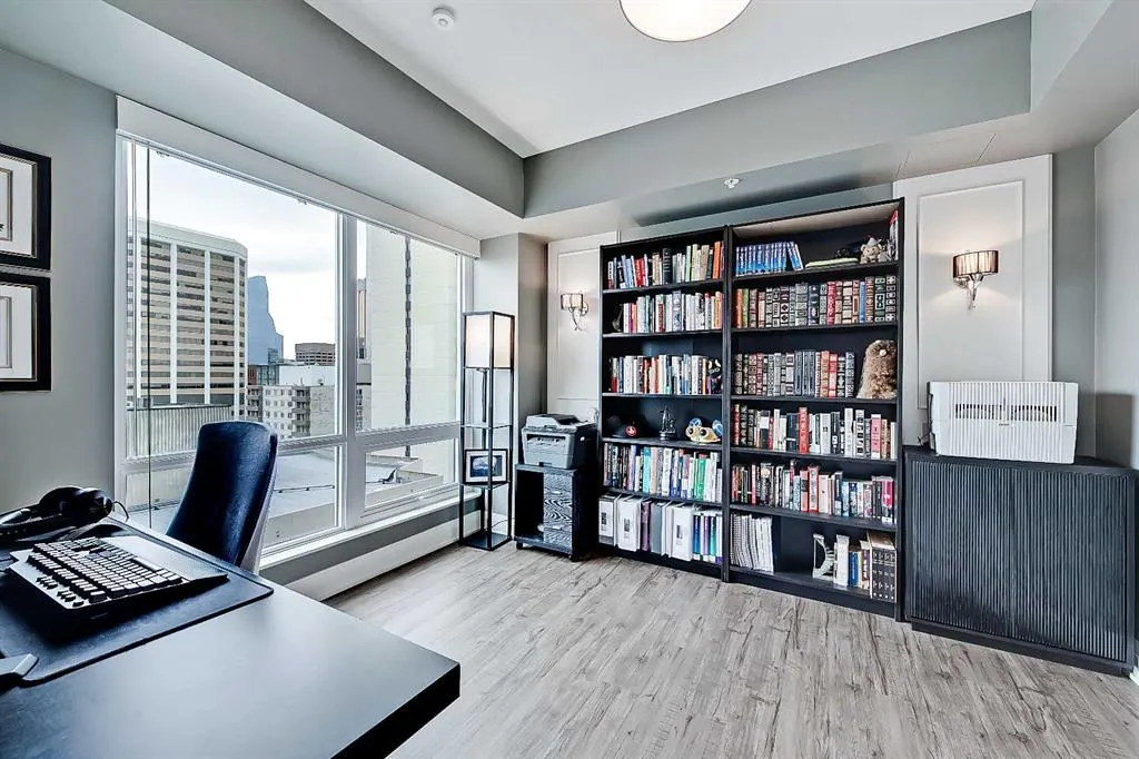 930 6 Avenue SW, #2306