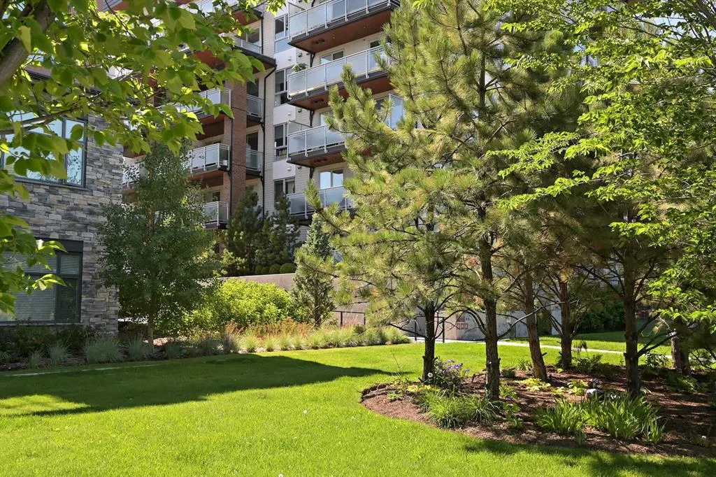 11 Mahogany Circle SE, #104