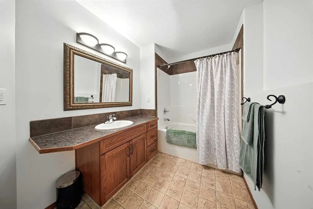 144 Kentwood Drive