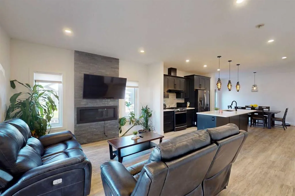 153 Warren Road