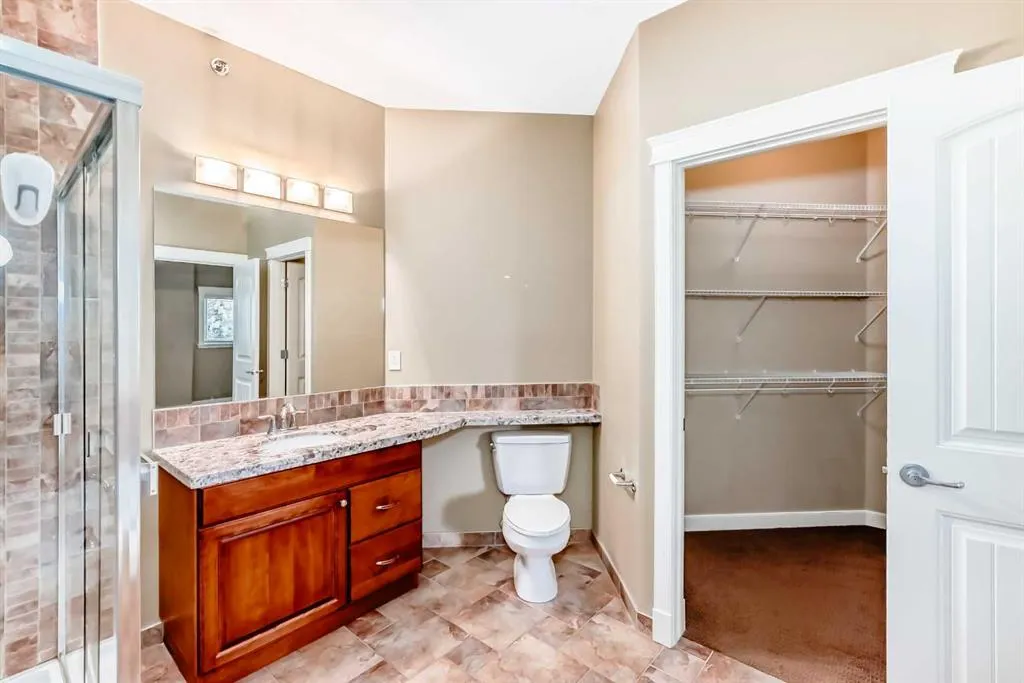 4707 50 Street, #401