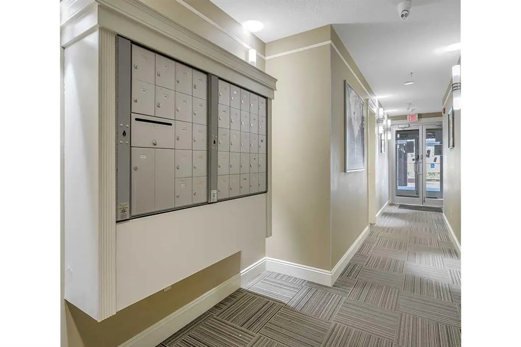 4707 50 Street, #401
