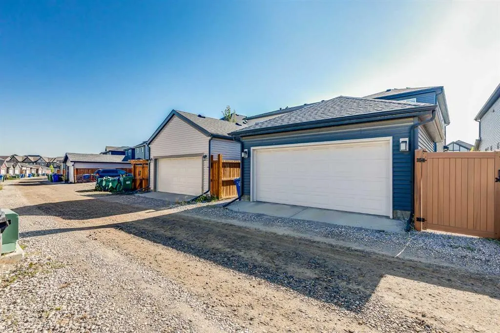 62 Legacy Glen Way SE