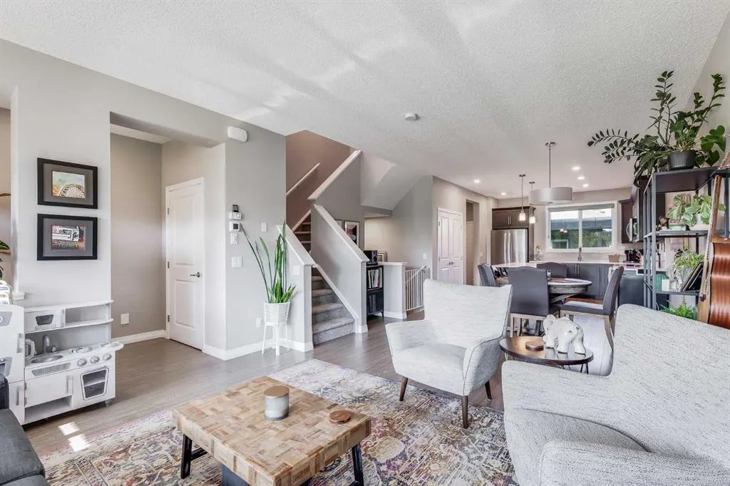 62 Legacy Glen Way SE