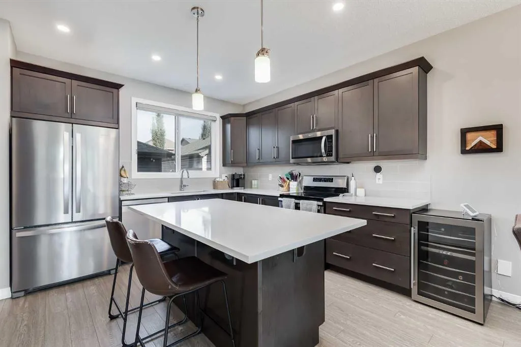 62 Legacy Glen Way SE