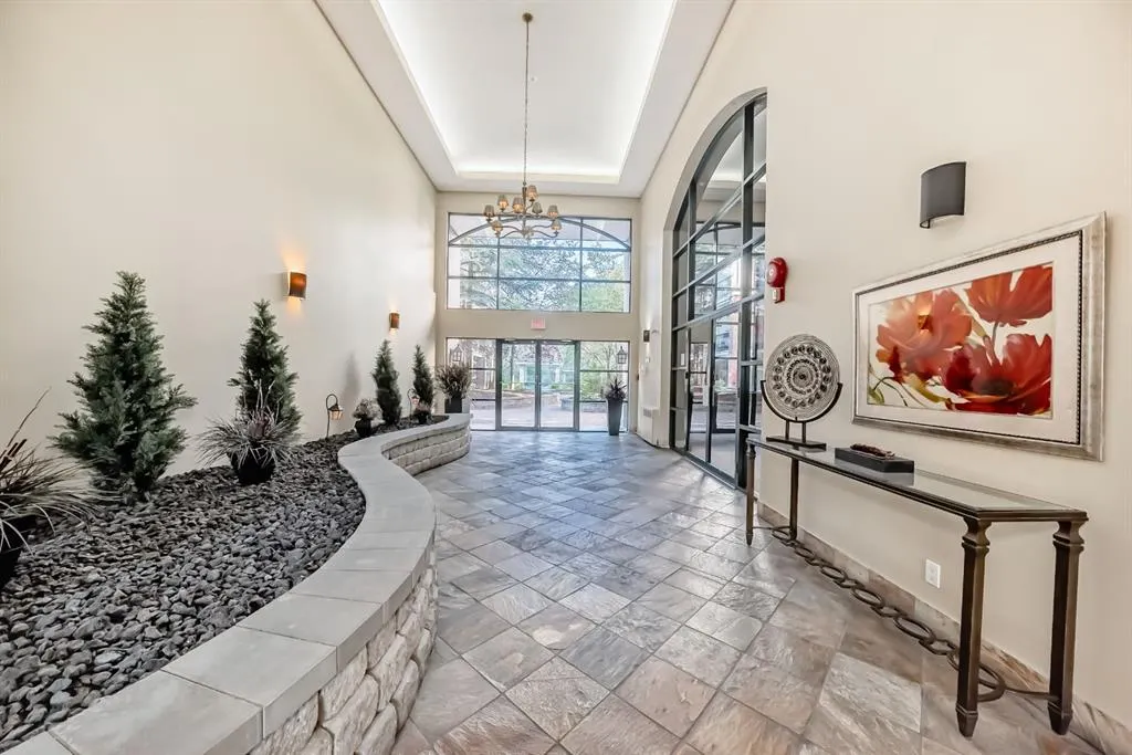 60 24 Avenue SW, #115