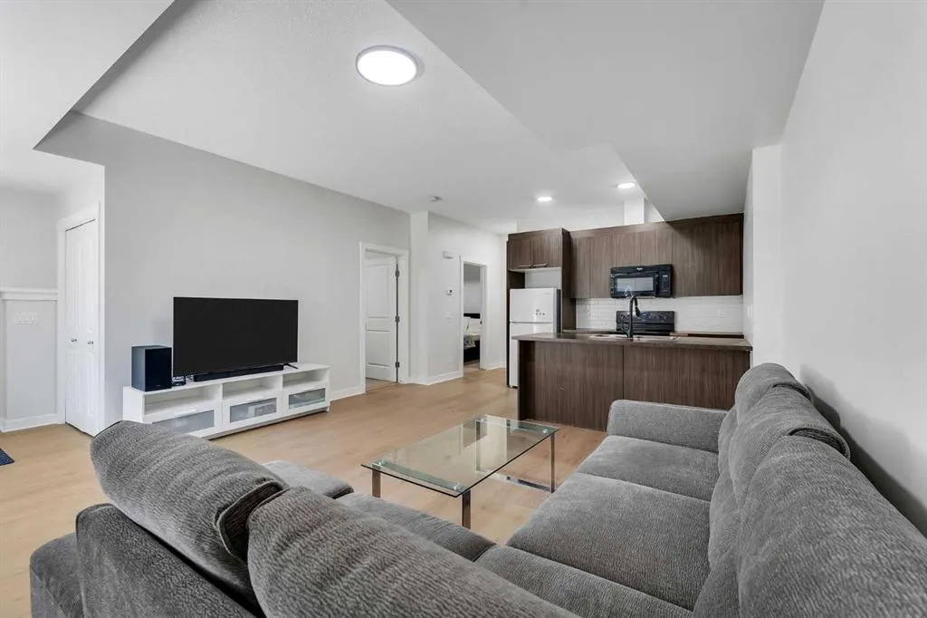 300 Marina Drive, #198