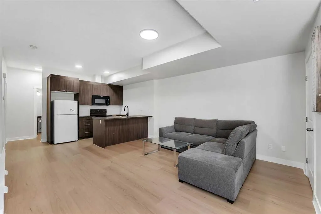 300 Marina Drive, #198
