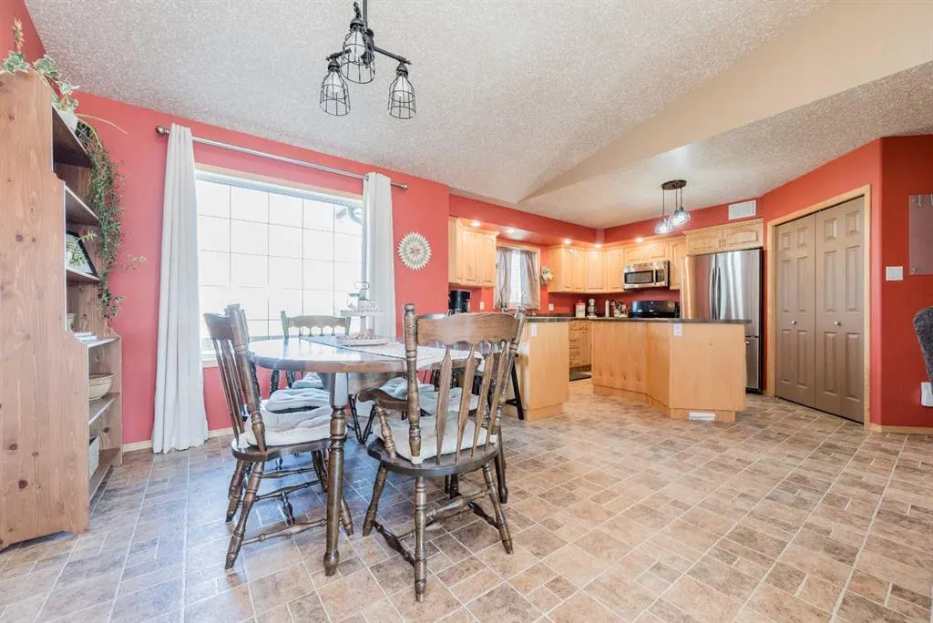 734082B Range  Road 51
