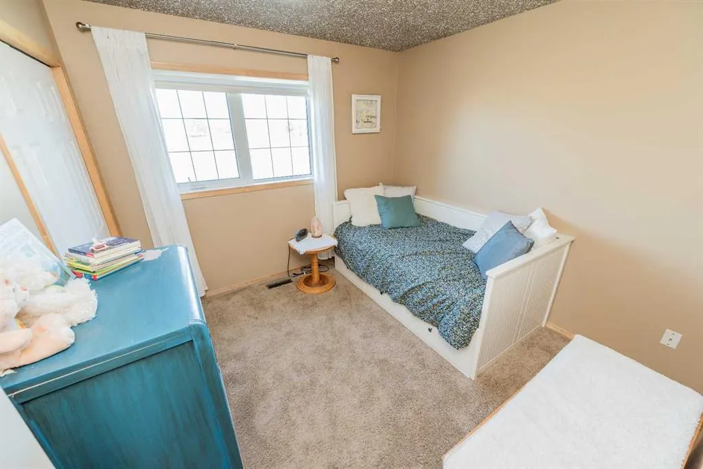 734082B Range  Road 51