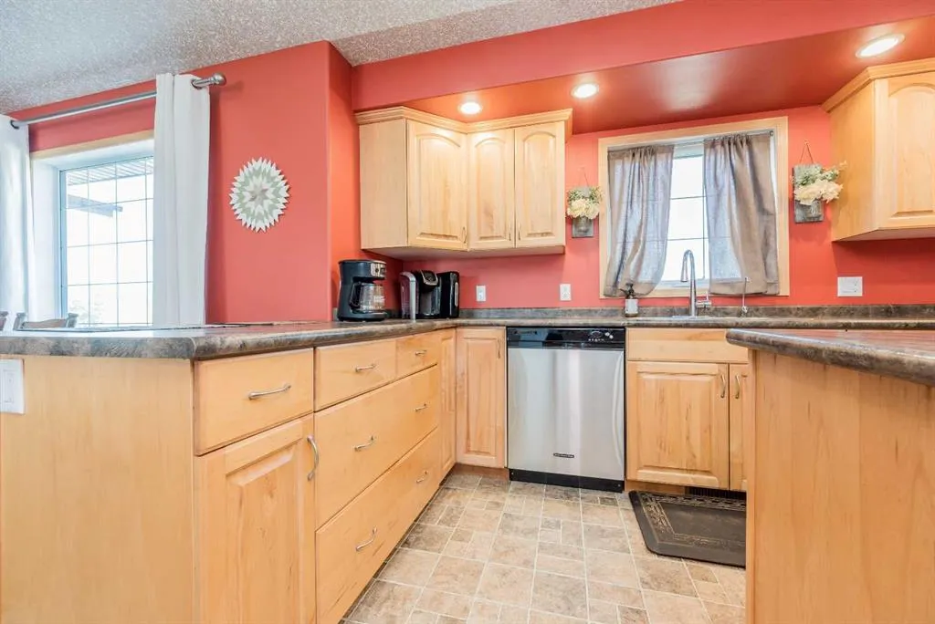 734082B Range  Road 51