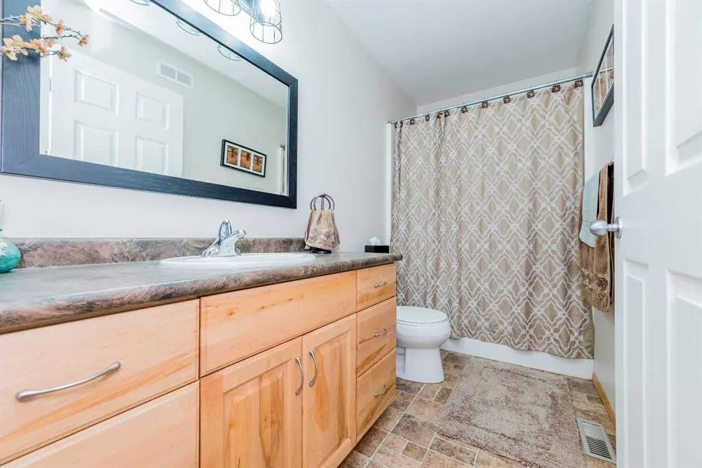 734082B Range  Road 51