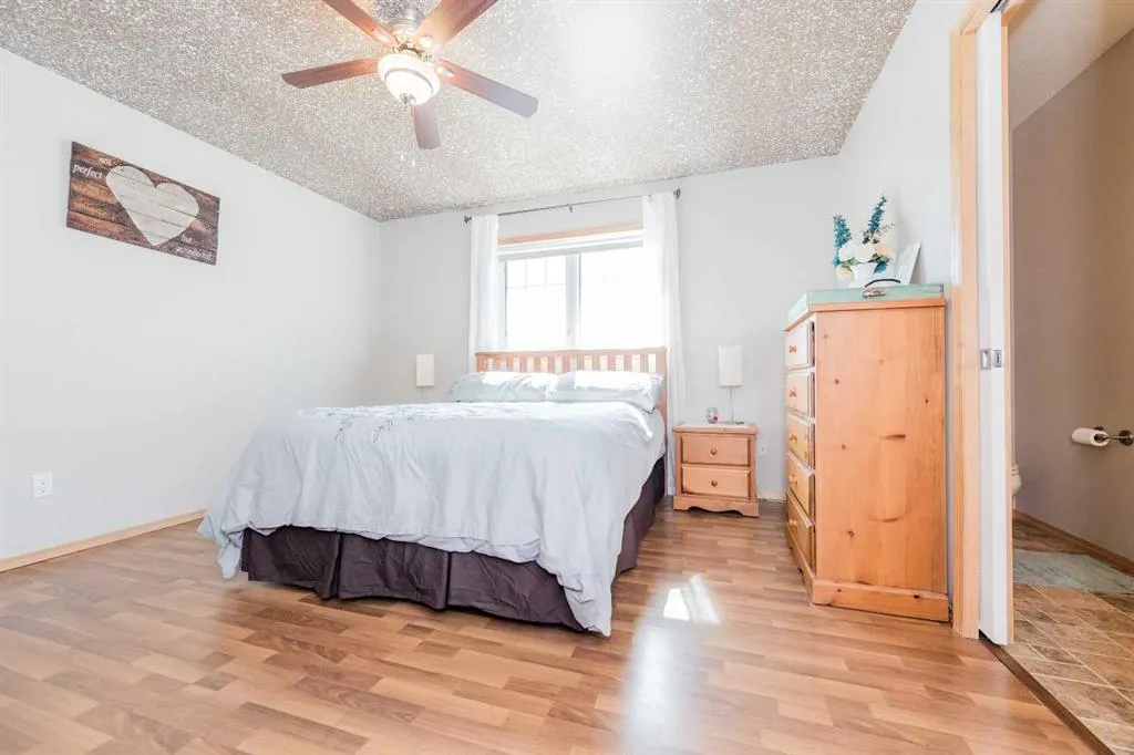 734082B Range  Road 51