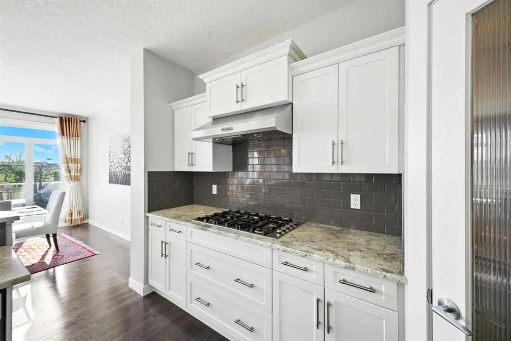 243 Evansfield Way NW