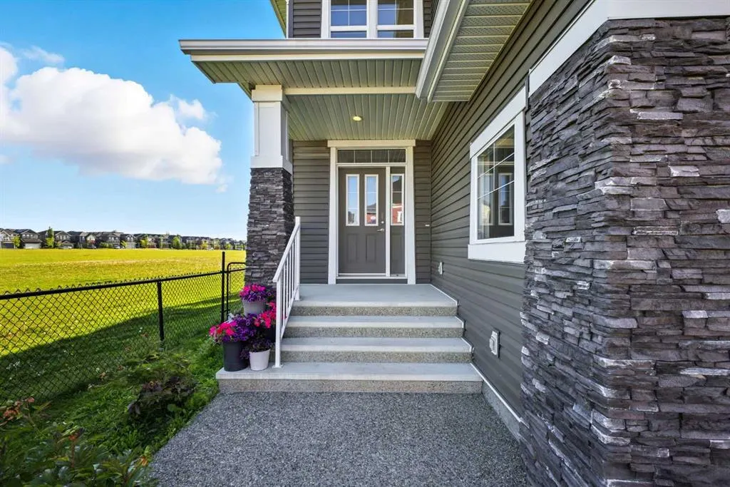 243 Evansfield Way NW