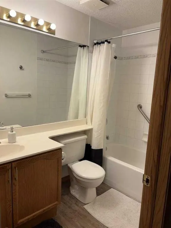 200 Lincoln Way SW, #207