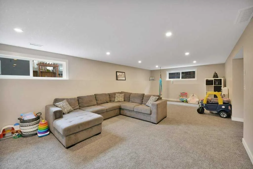81 Terrace Heights Drive