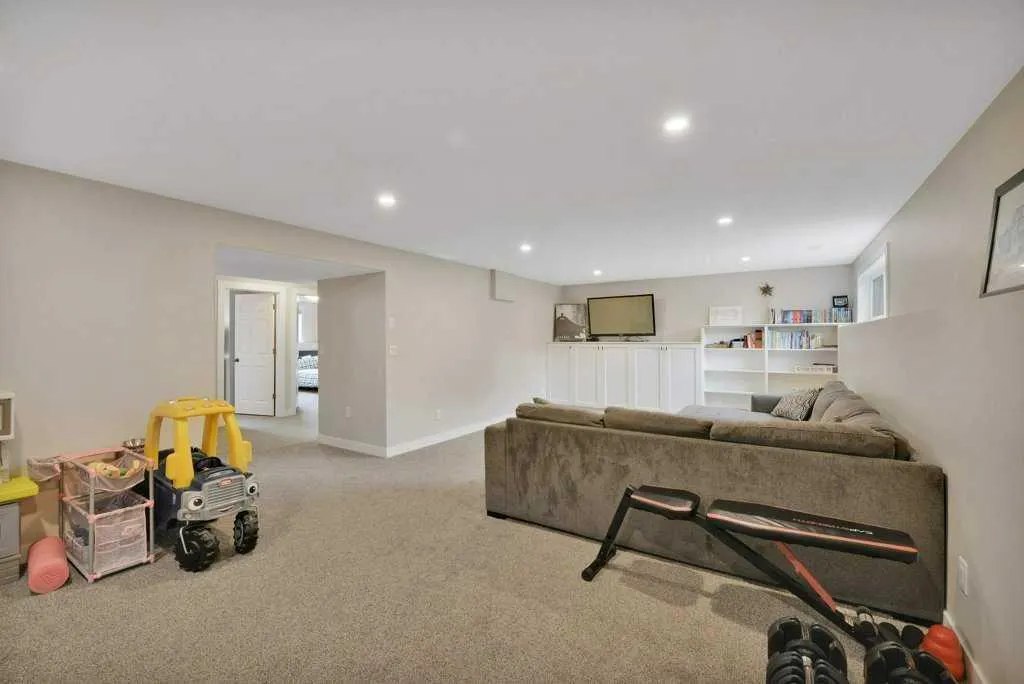 81 Terrace Heights Drive