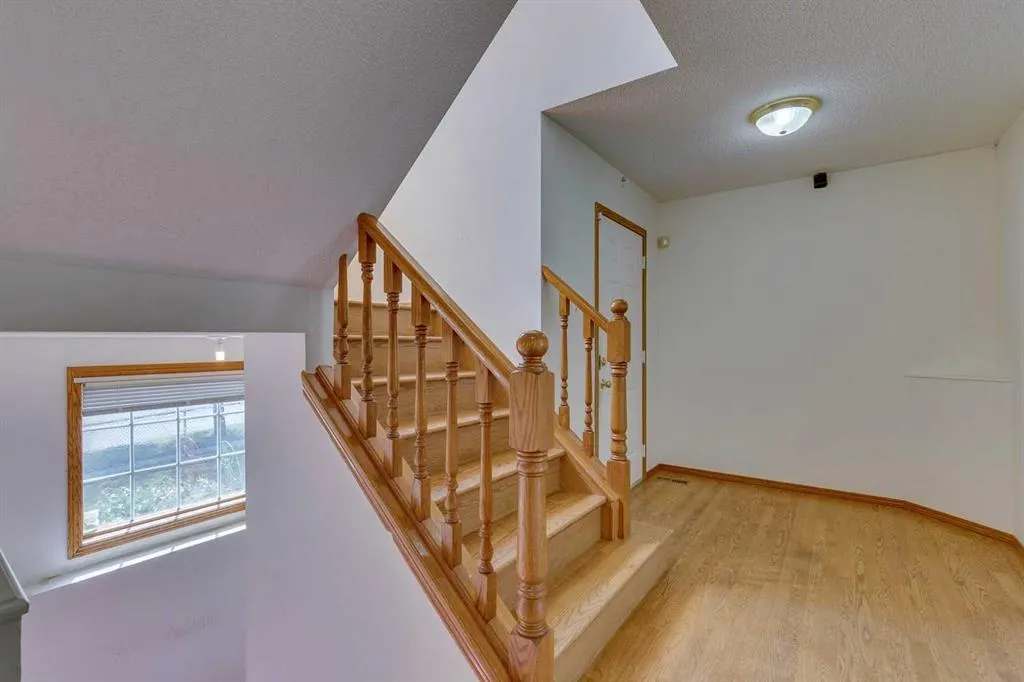 164 Edgebrook Rise NW