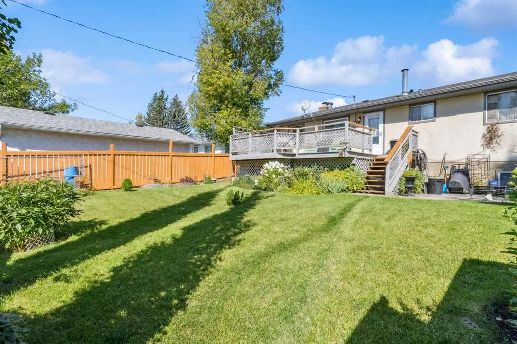 483 Cedarpark Drive SW