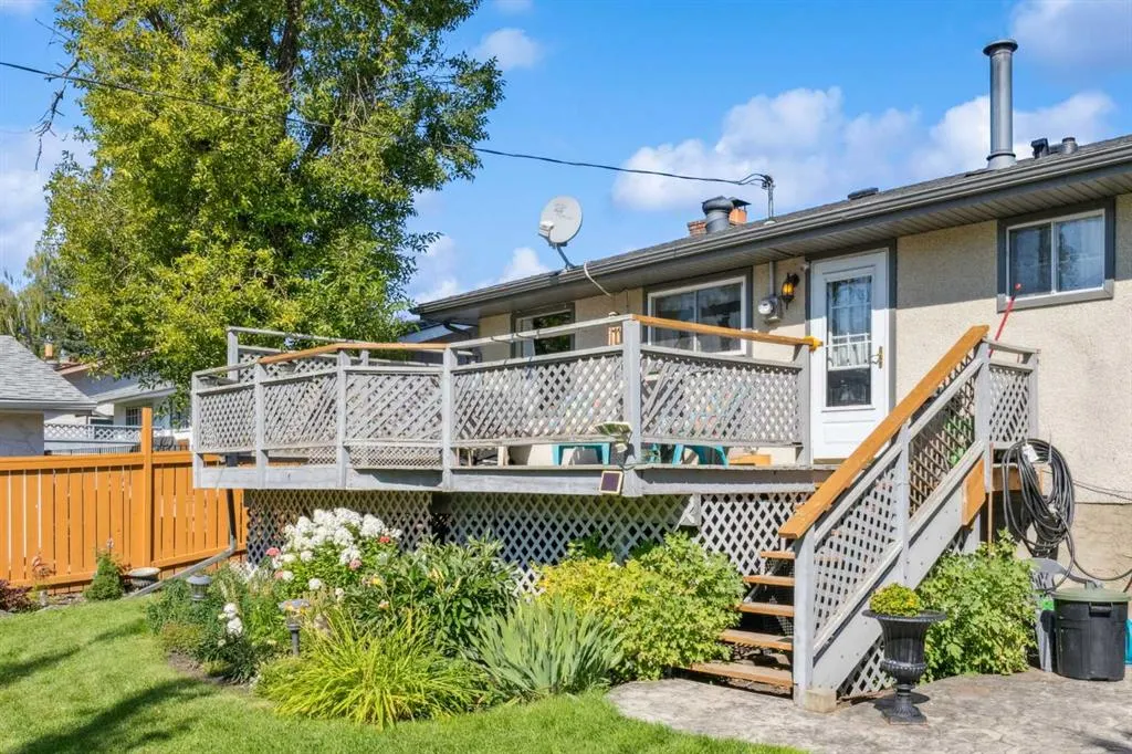 483 Cedarpark Drive SW